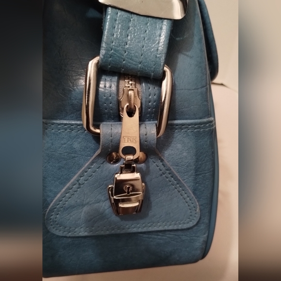 Vintage American Tourister Carry On Bag - Picture 16 of 16